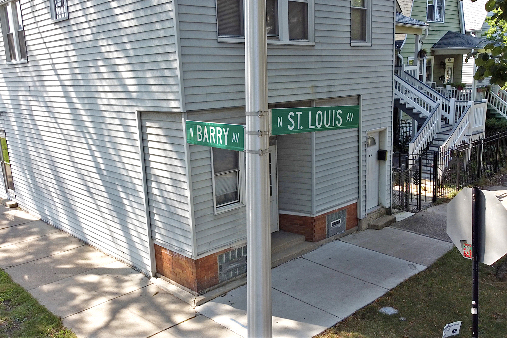 3100 North St Louis Avenue Chicago, IL 60618 - Photo 2 of 10