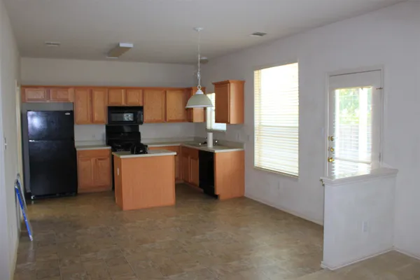 $2,000 | 11700 Raymond C Ewry Lane, Austin, TX 78748