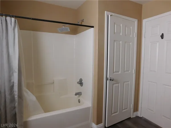 $2,350 | 11625 Longhirst Hall Lane, Las Vegas, NV 89135