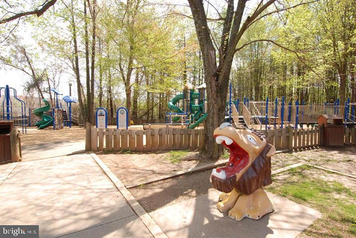15334 Inlet Place Dumfries, VA 22025 - Photo 27 of 32 a view of a park with iron fence