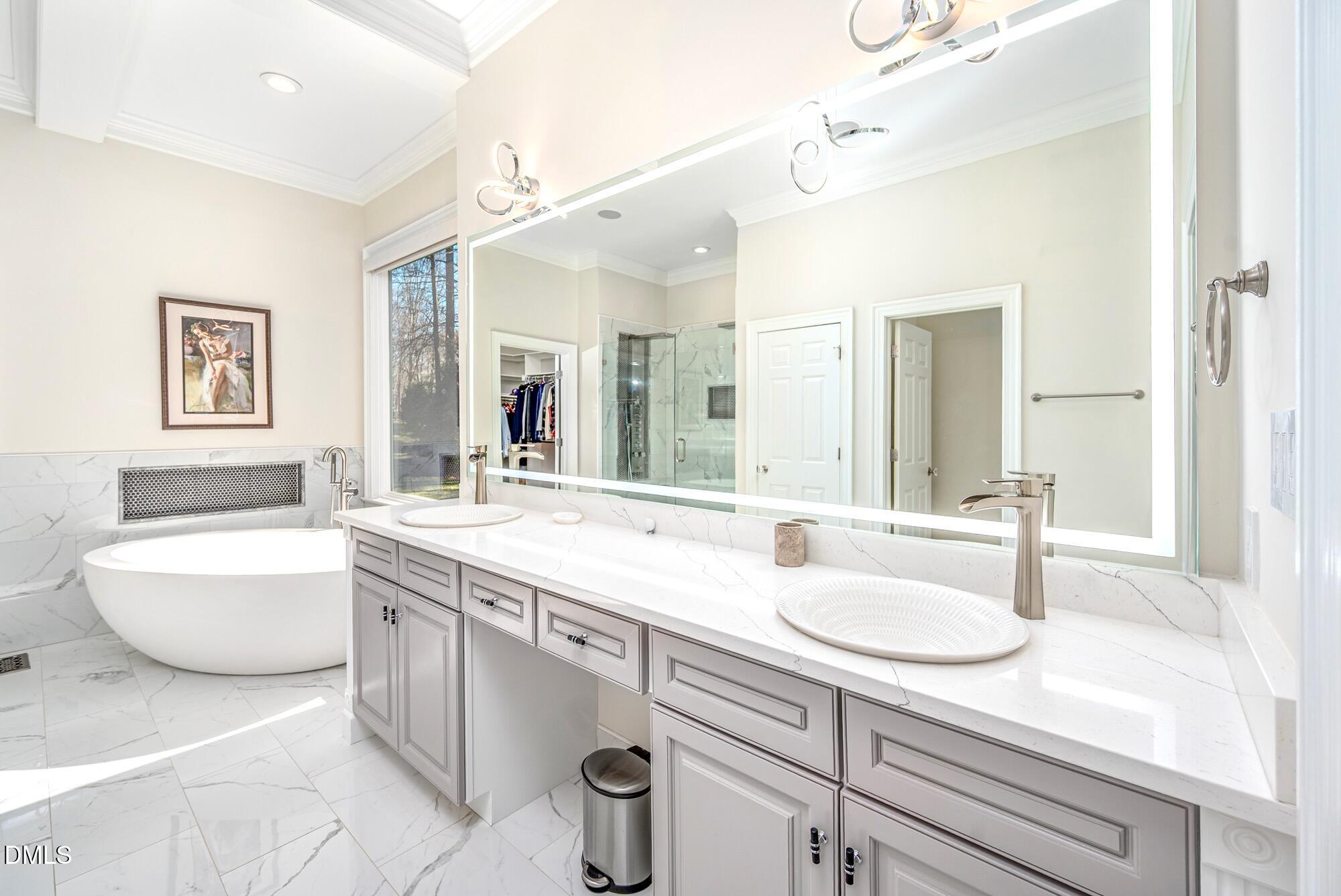 1125 Barclay Manor Way Raleigh, NC 27614 - Photo 14 of 39 1125BarclayManorMBath17