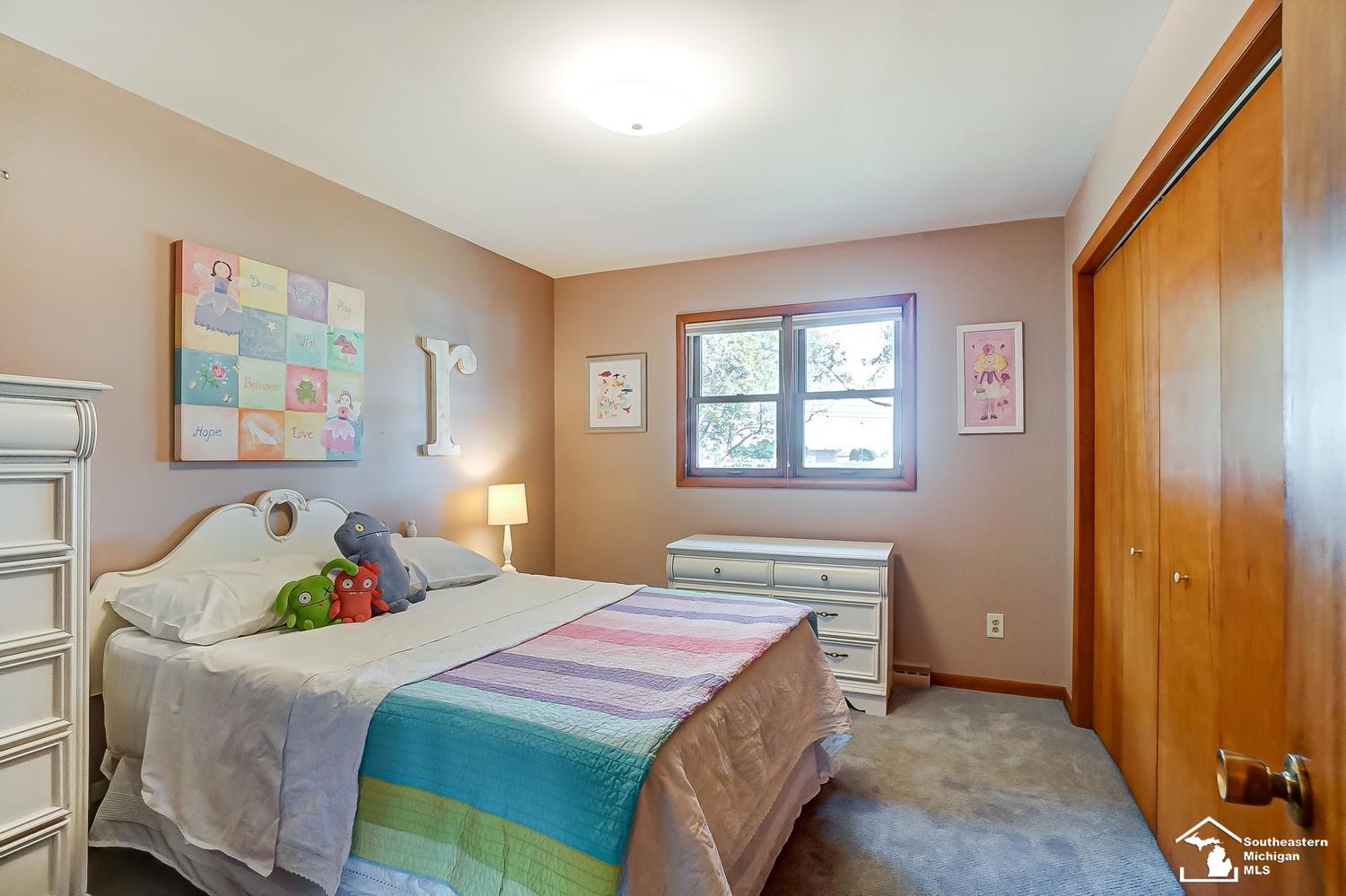 944 South Raisinville Road Monroe, MI 48161 - Photo 19 of 32