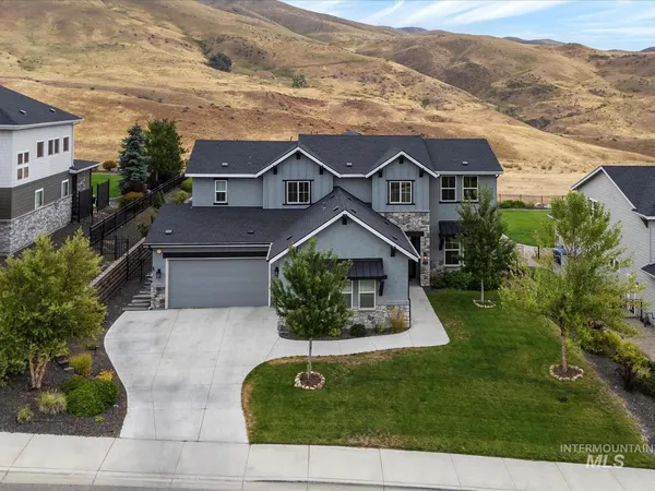 $1,900,000 | 2400 South Trapper Place, Boise, ID 83716