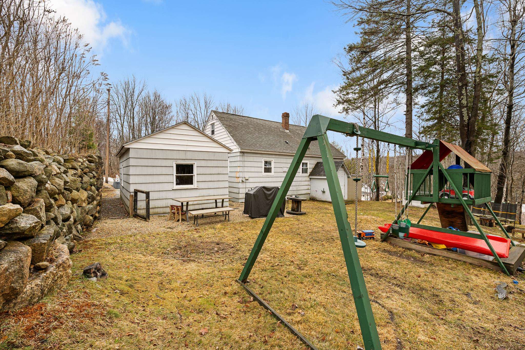 41 Franklin Street Berlin, NH 03570 - Photo 7 of 31