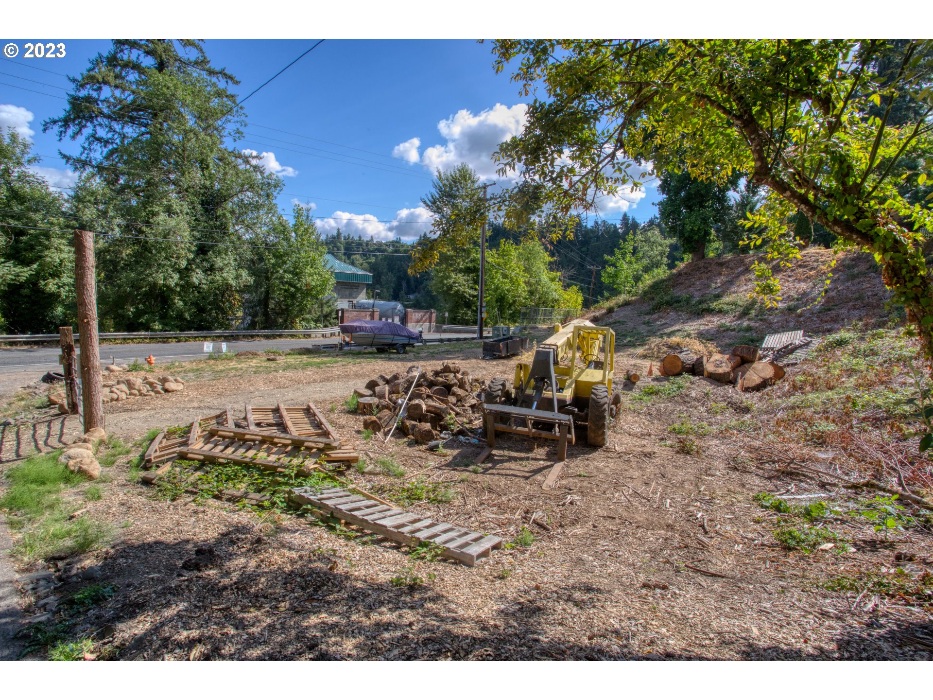 0 Clackamas River Drive Oregon City, OR 97045 - Photo 6 of 6 a view of a outdoor space