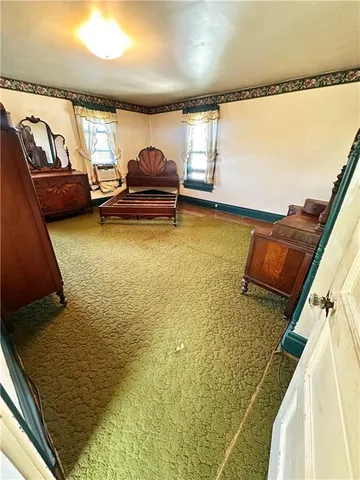 a view of walk in closet