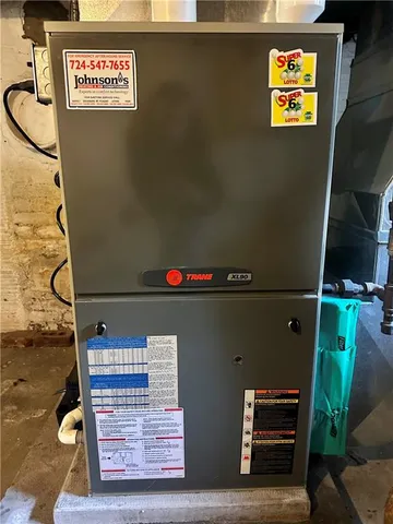 a view of utility room