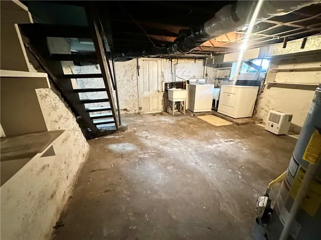 a view of an entryway