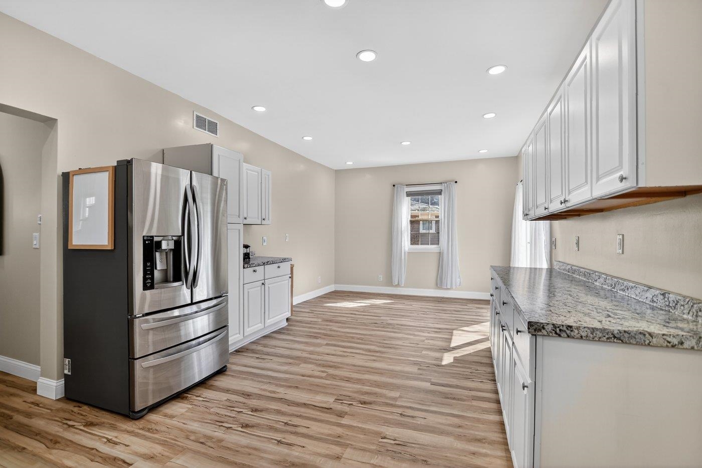 208 Stoughton Road Edgerton, WI 53534 - Photo 14 of 31