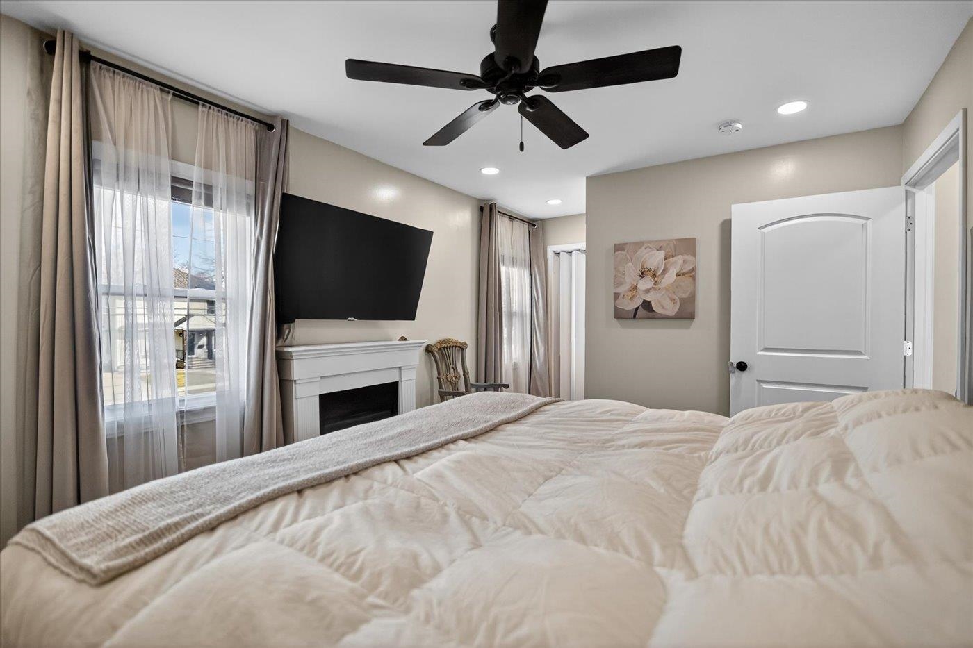 208 Stoughton Road Edgerton, WI 53534 - Photo 19 of 31