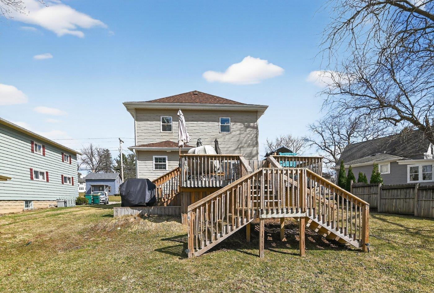 208 Stoughton Road Edgerton, WI 53534 - Photo 29 of 31