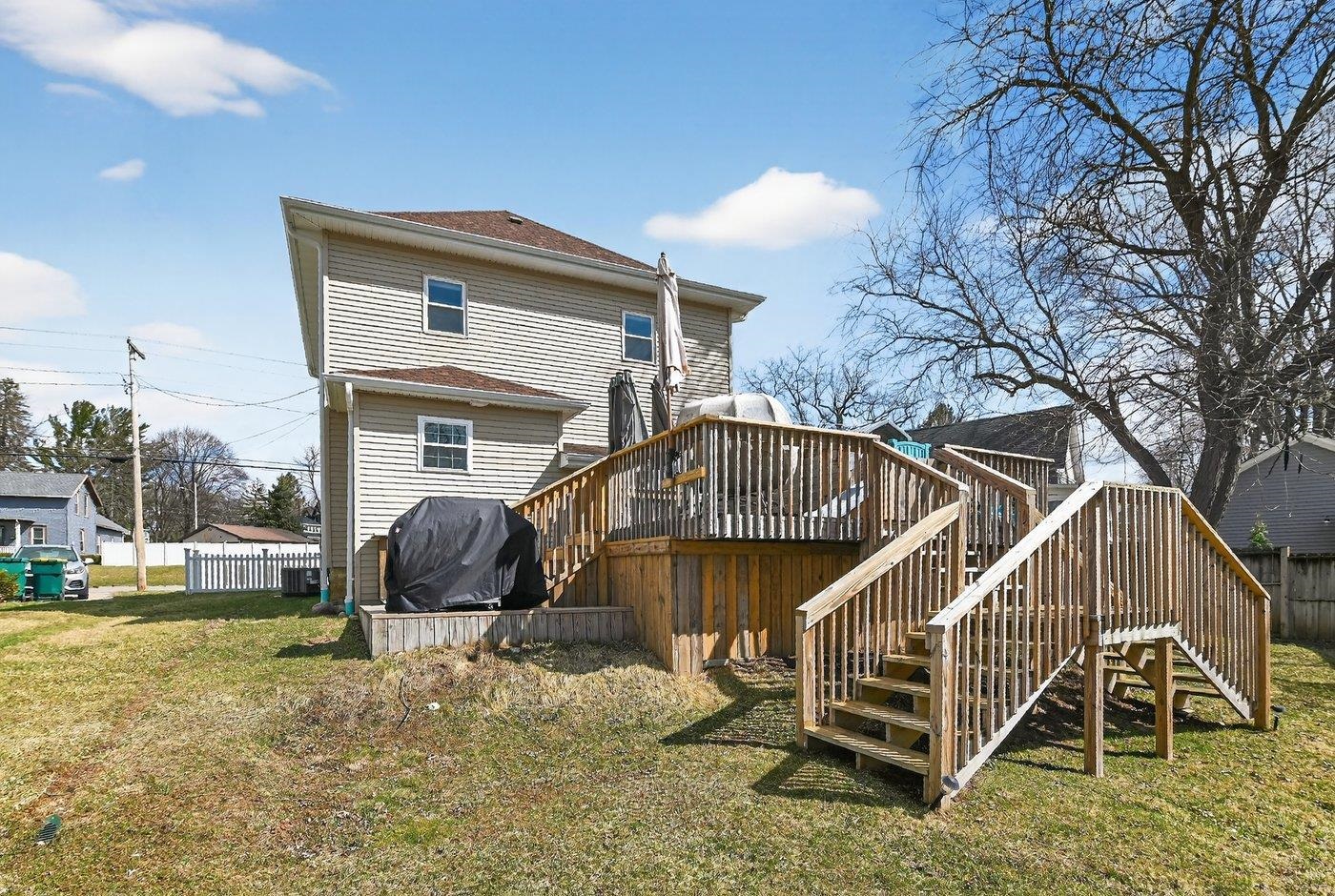 208 Stoughton Road Edgerton, WI 53534 - Photo 30 of 31