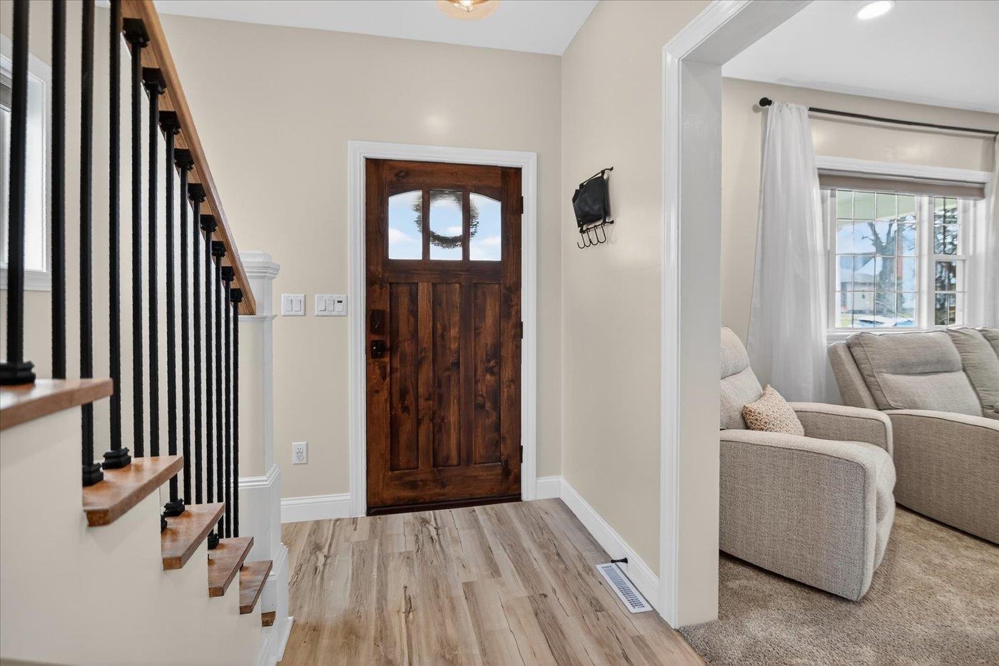 208 Stoughton Road Edgerton, WI 53534 - Photo 6 of 31