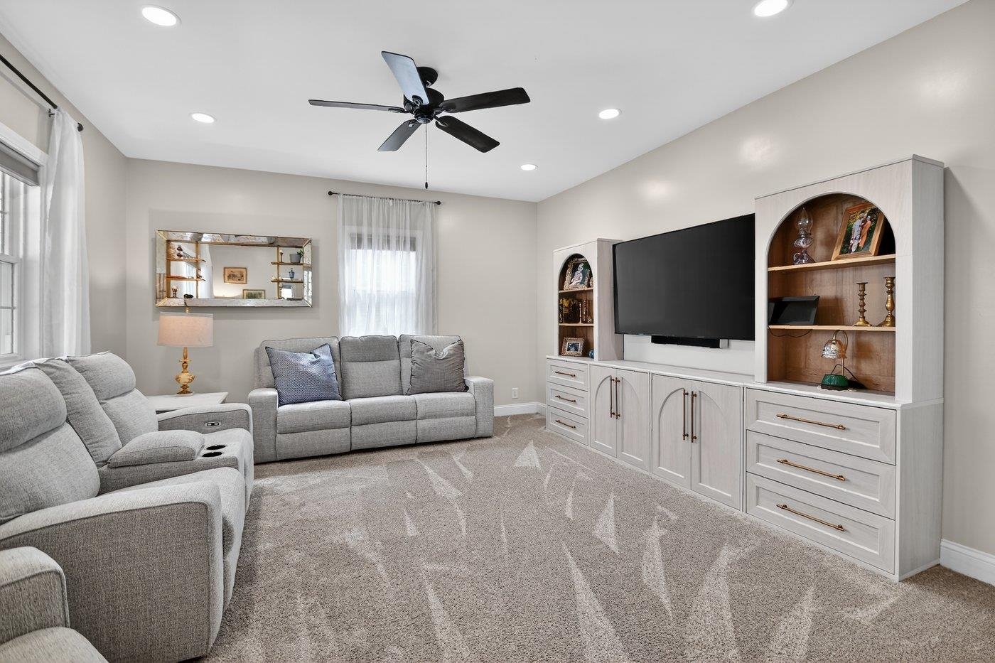 208 Stoughton Road Edgerton, WI 53534 - Photo 8 of 31