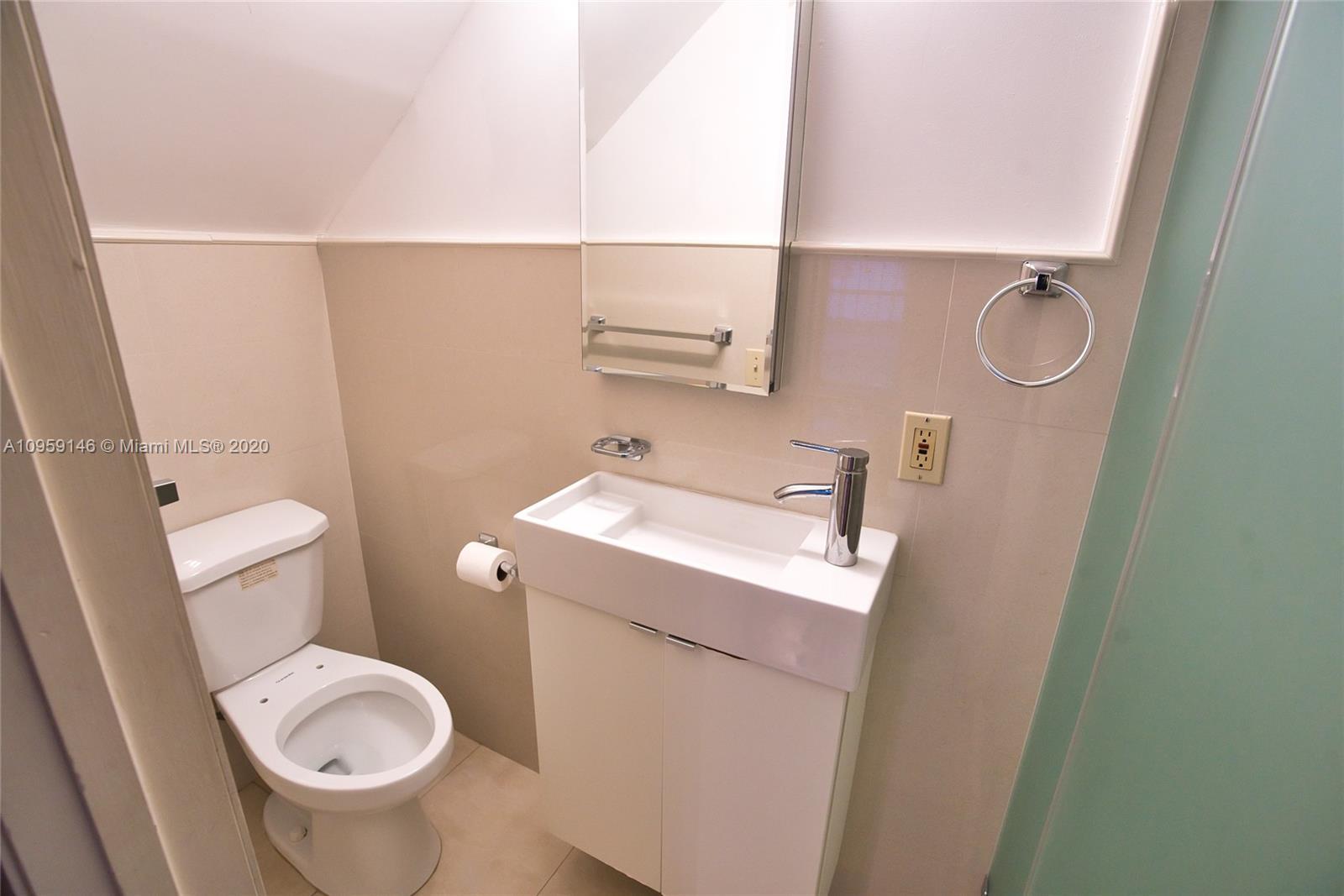 3593 Southwest 17th Street, Unit 3593 Miami, FL 33145 - Photo 11 of 32