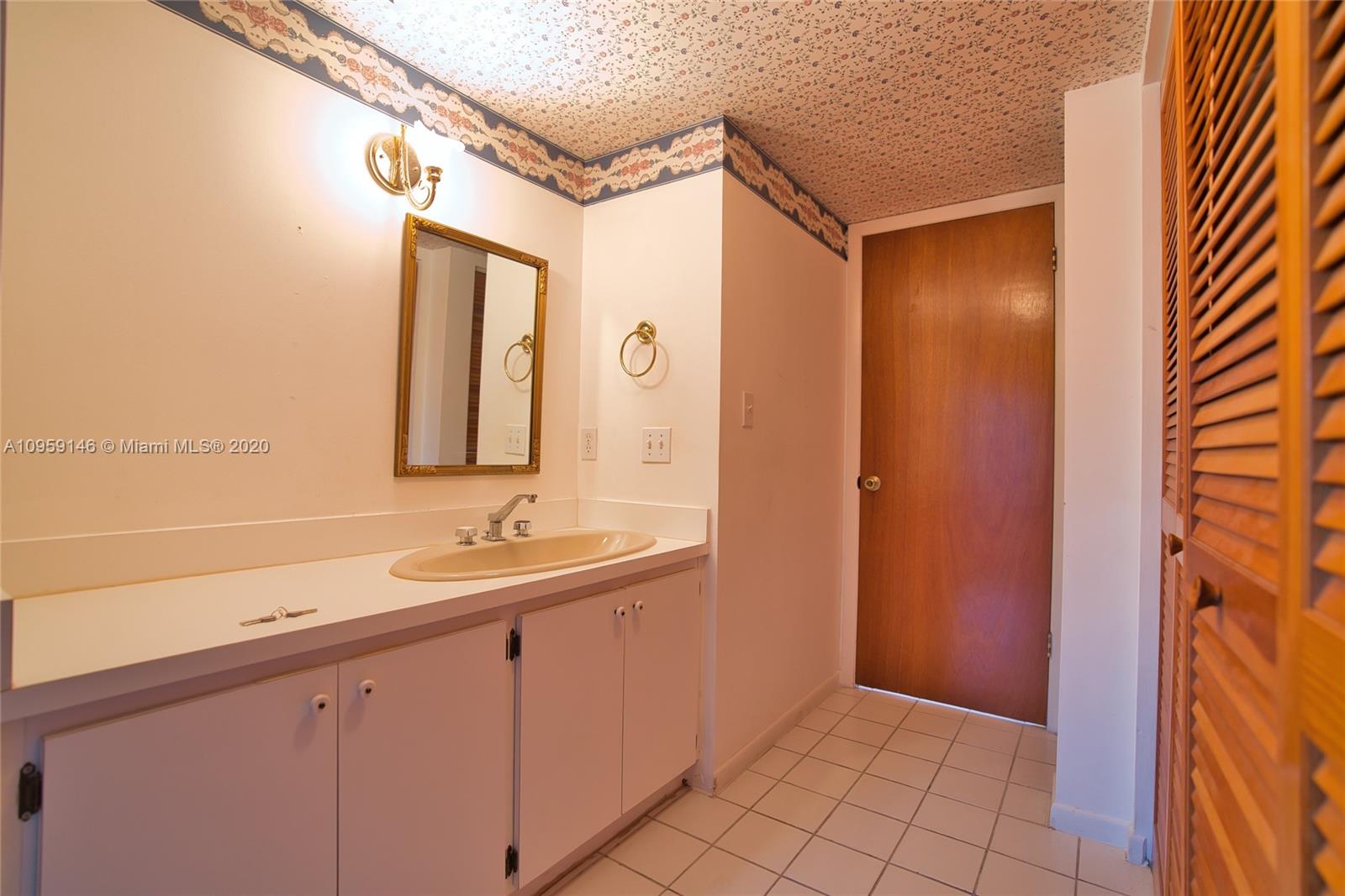 3593 Southwest 17th Street, Unit 3593 Miami, FL 33145 - Photo 29 of 32