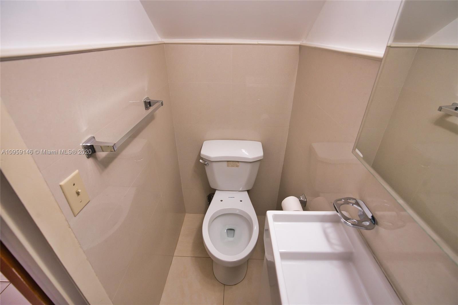 3593 Southwest 17th Street, Unit 3593 Miami, FL 33145 - Photo 8 of 32