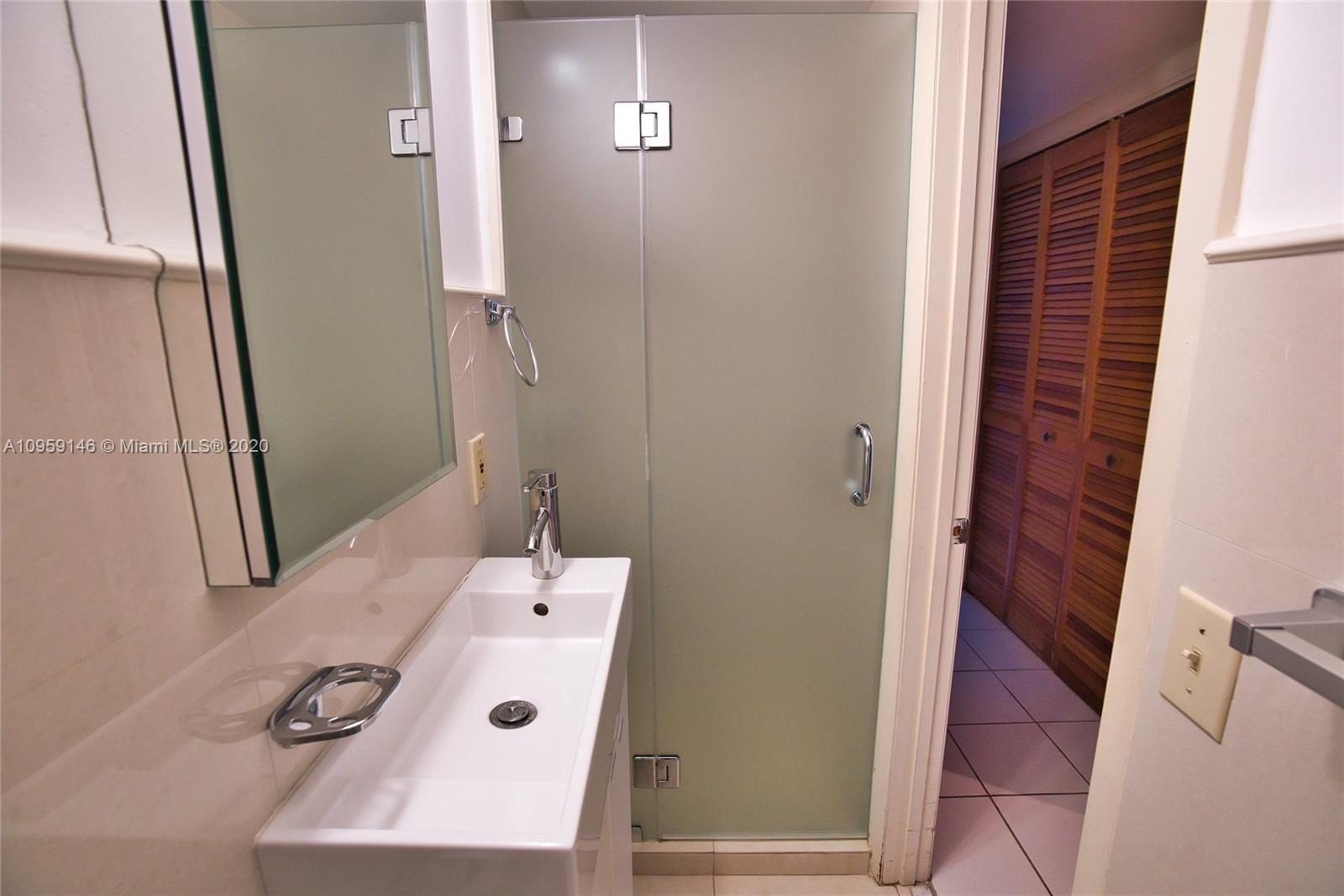 3593 Southwest 17th Street, Unit 3593 Miami, FL 33145 - Photo 9 of 32