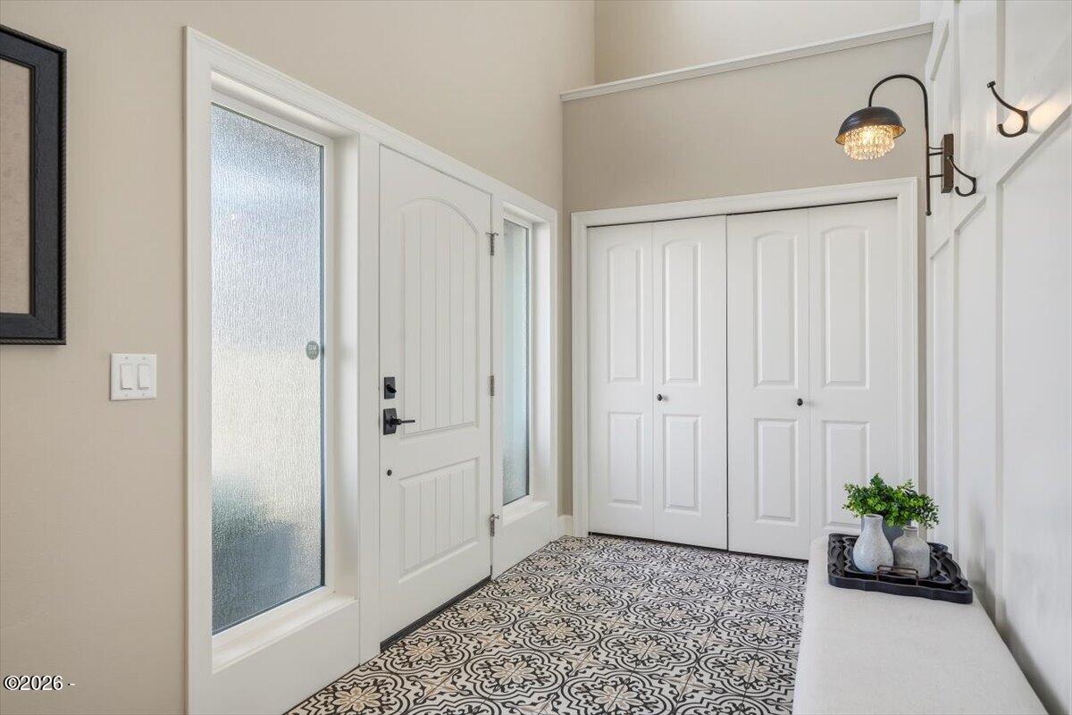 811 Southwest 12th Street Newport, OR 97365 - Photo 5 of 85