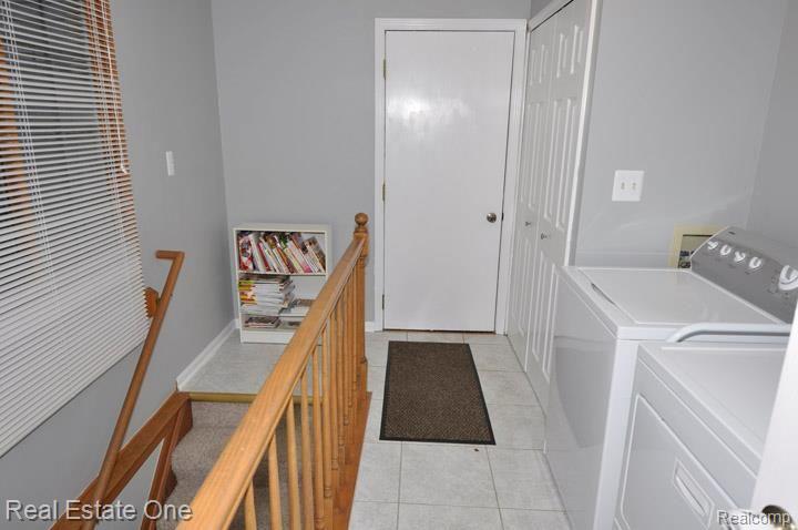 950 Ridge Court, Unit 142 Brighton, MI 48116 - Photo 17 of 23 Stairway to LL WO