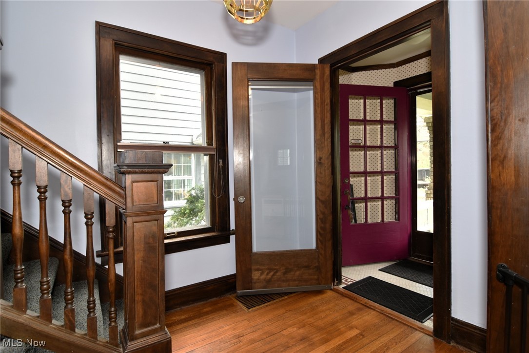 2500 Lee Road Cleveland, OH 44118 - Photo 4 of 30 Original Details