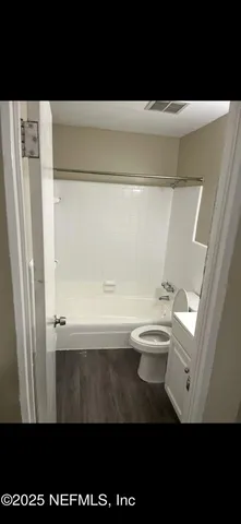 $1,000 | 1110 Caliente Drive, Unit 52, Jacksonville, FL 32211