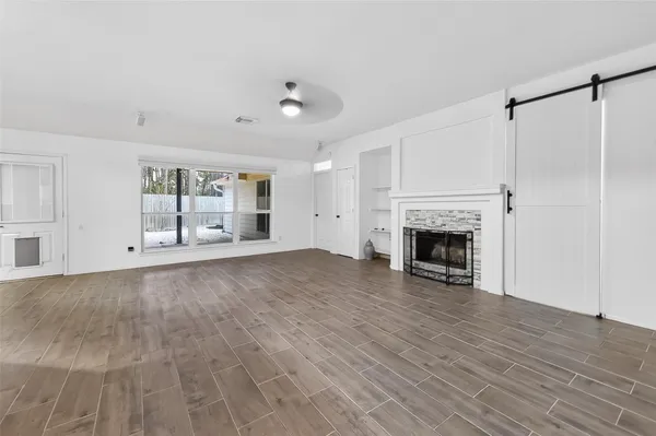 $2,650 | 5902 Capella Park Drive, Spring, TX 77379