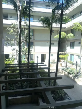 $4,500 | 1007 South Catalina Avenue, Unit 104, Redondo Beach, CA 90277