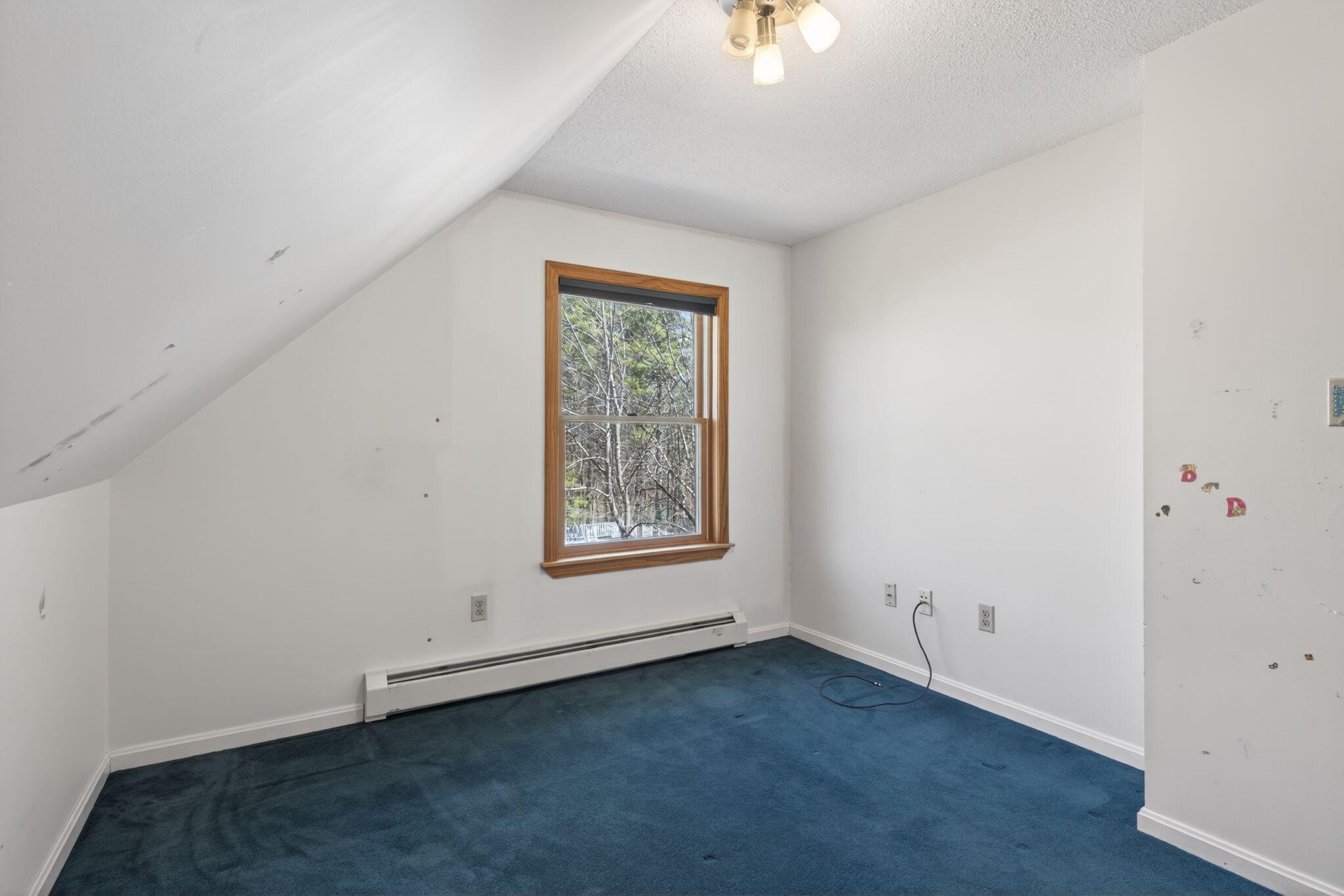 281 Portland Road Gray, ME 04039 - Photo 20 of 30 281_Portland_Rd_076
