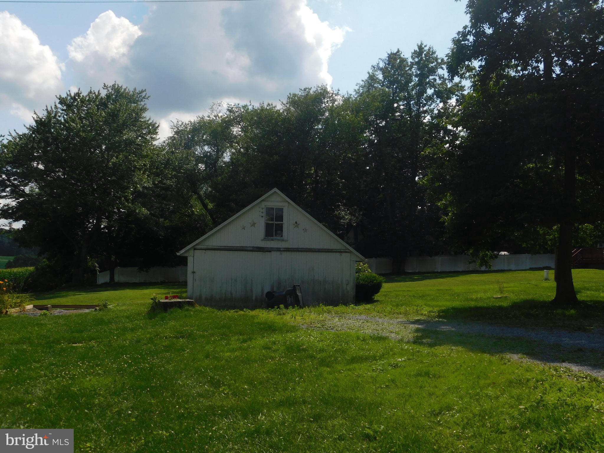 146 Old Racetrack Road Parkesburg, PA 19365 - Photo 3 of 22
