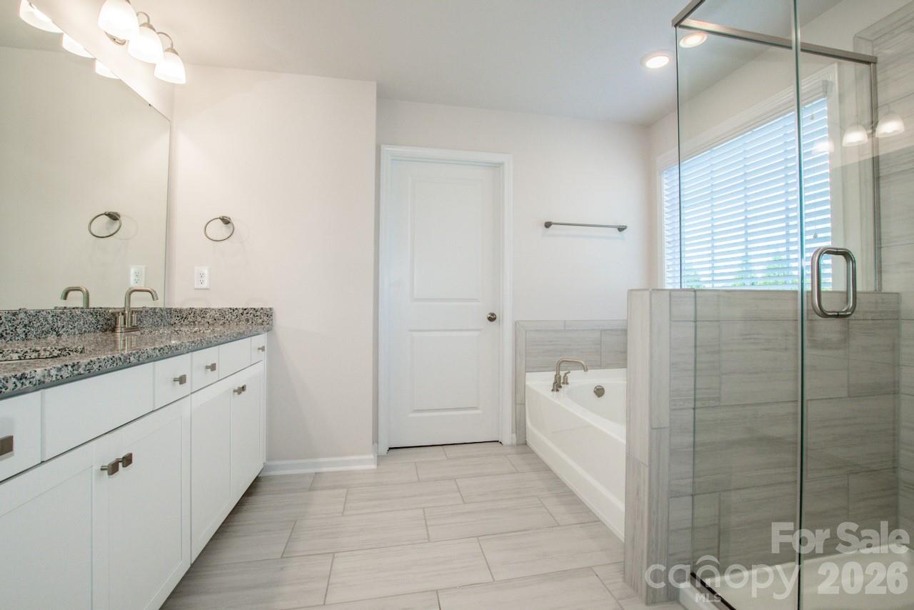 167 Rhuidean Court Troutman, NC 28166 - Photo 14 of 48
