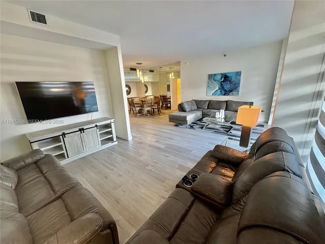 $499,000 | 20515 East Country Club Drive, Unit 147, Aventura, FL 33180