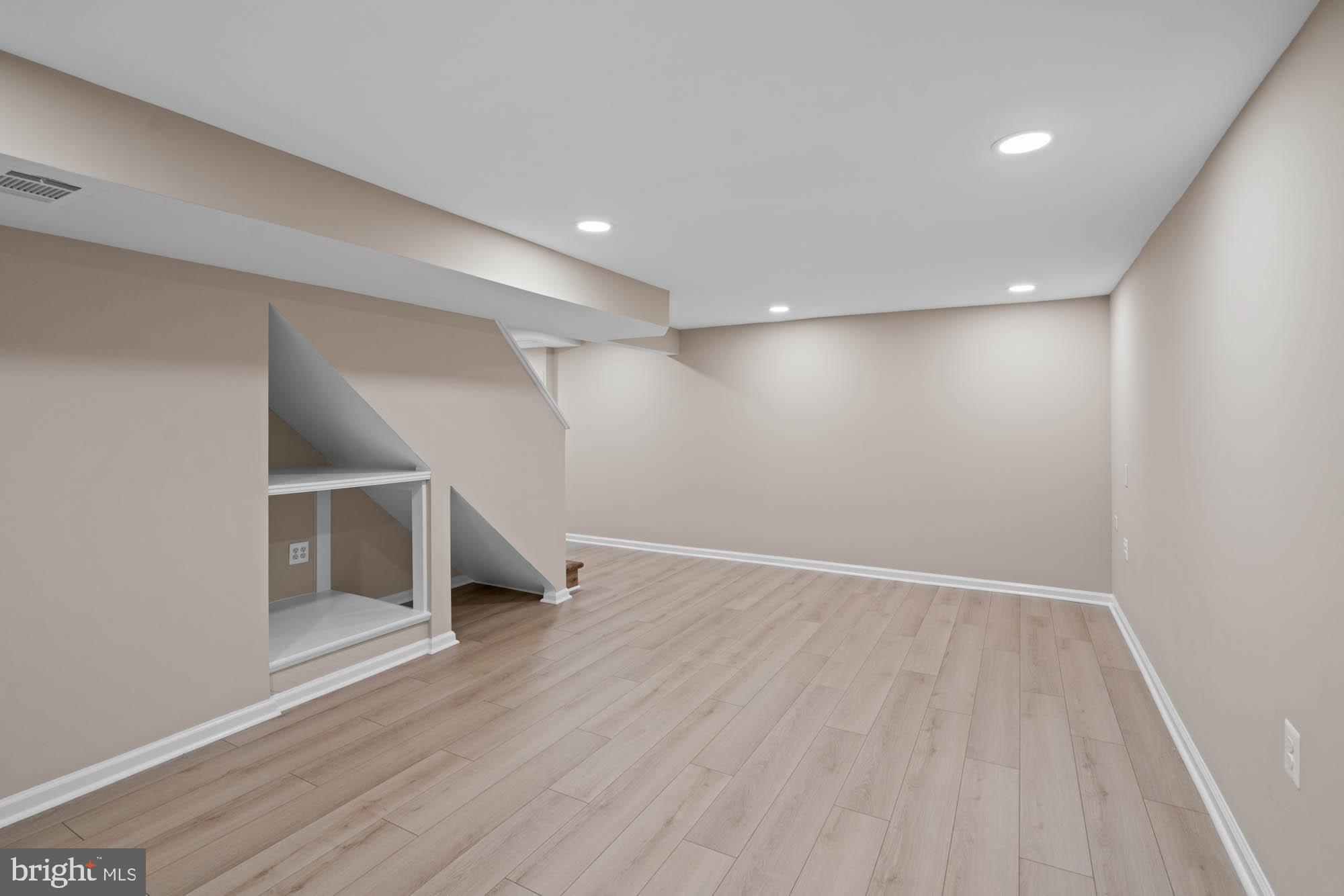 5313 Wakefield Road Bethesda, MD 20816 - Photo 59 of 74 Gallery Image 59