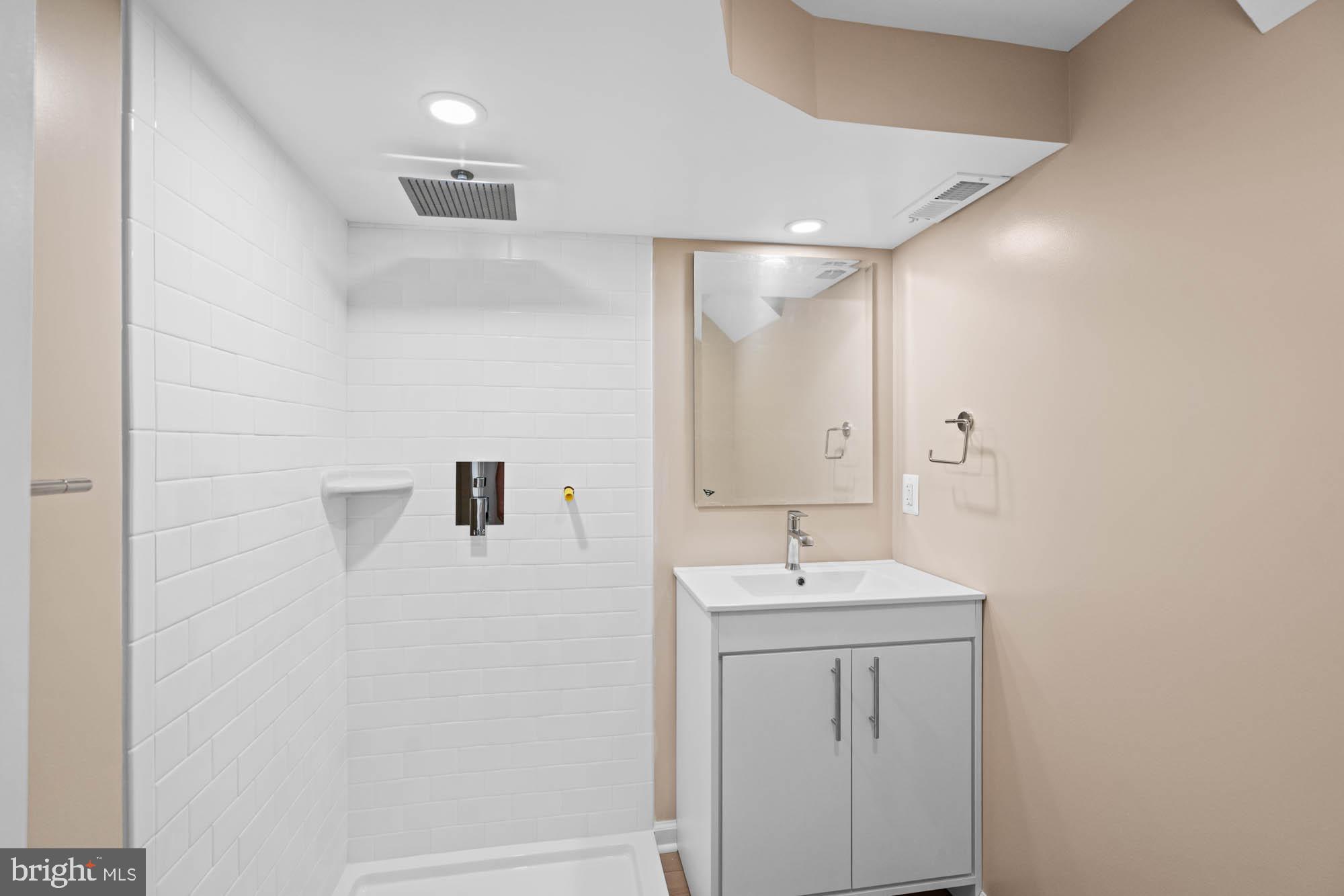 5313 Wakefield Road Bethesda, MD 20816 - Photo 60 of 74 Gallery Image 60