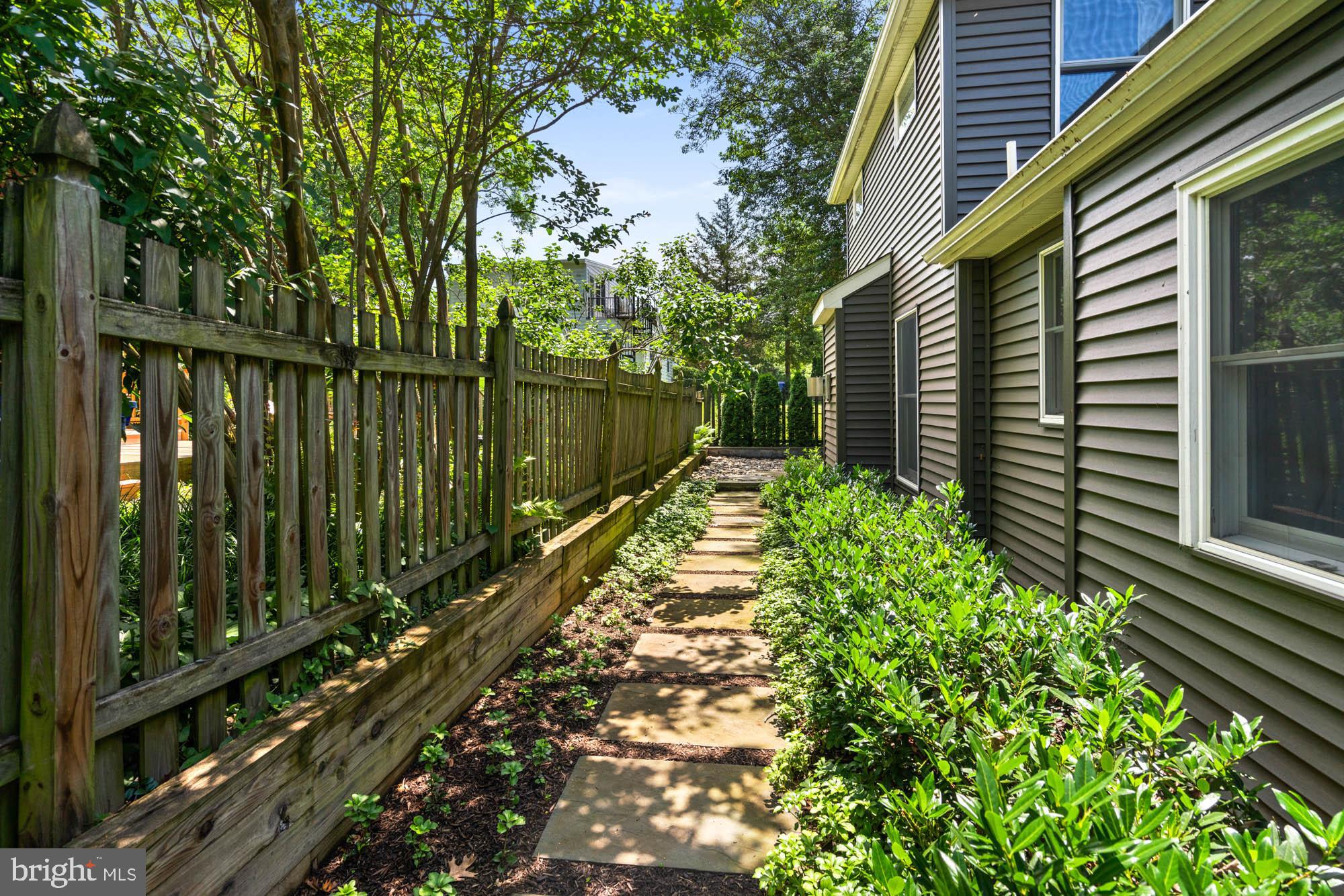 5313 Wakefield Road Bethesda, MD 20816 - Photo 73 of 74 Gallery Image 73