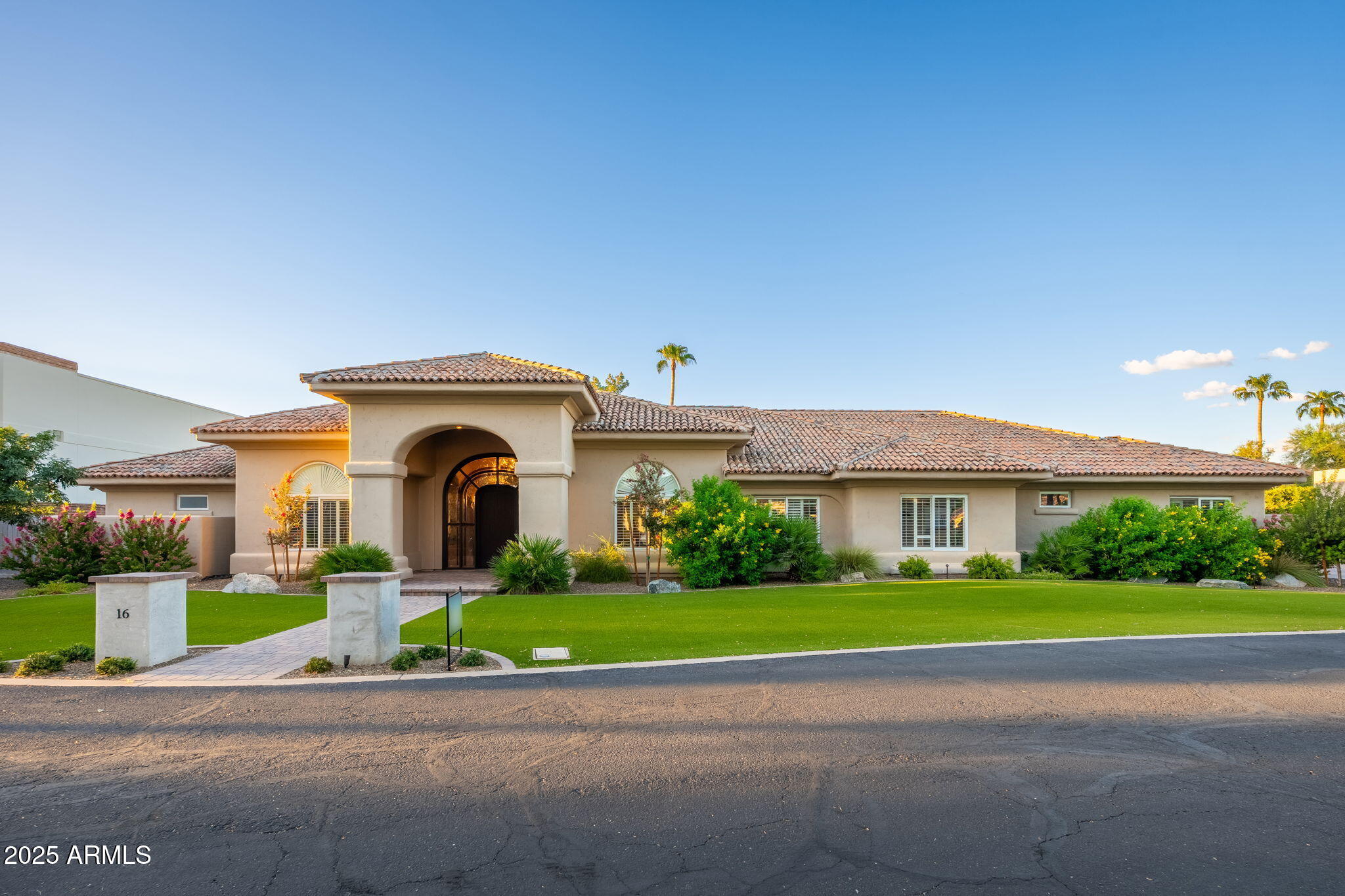 700 North Dobson Road, Unit 16 Chandler, AZ 85224 - Photo 1 of 94 Front