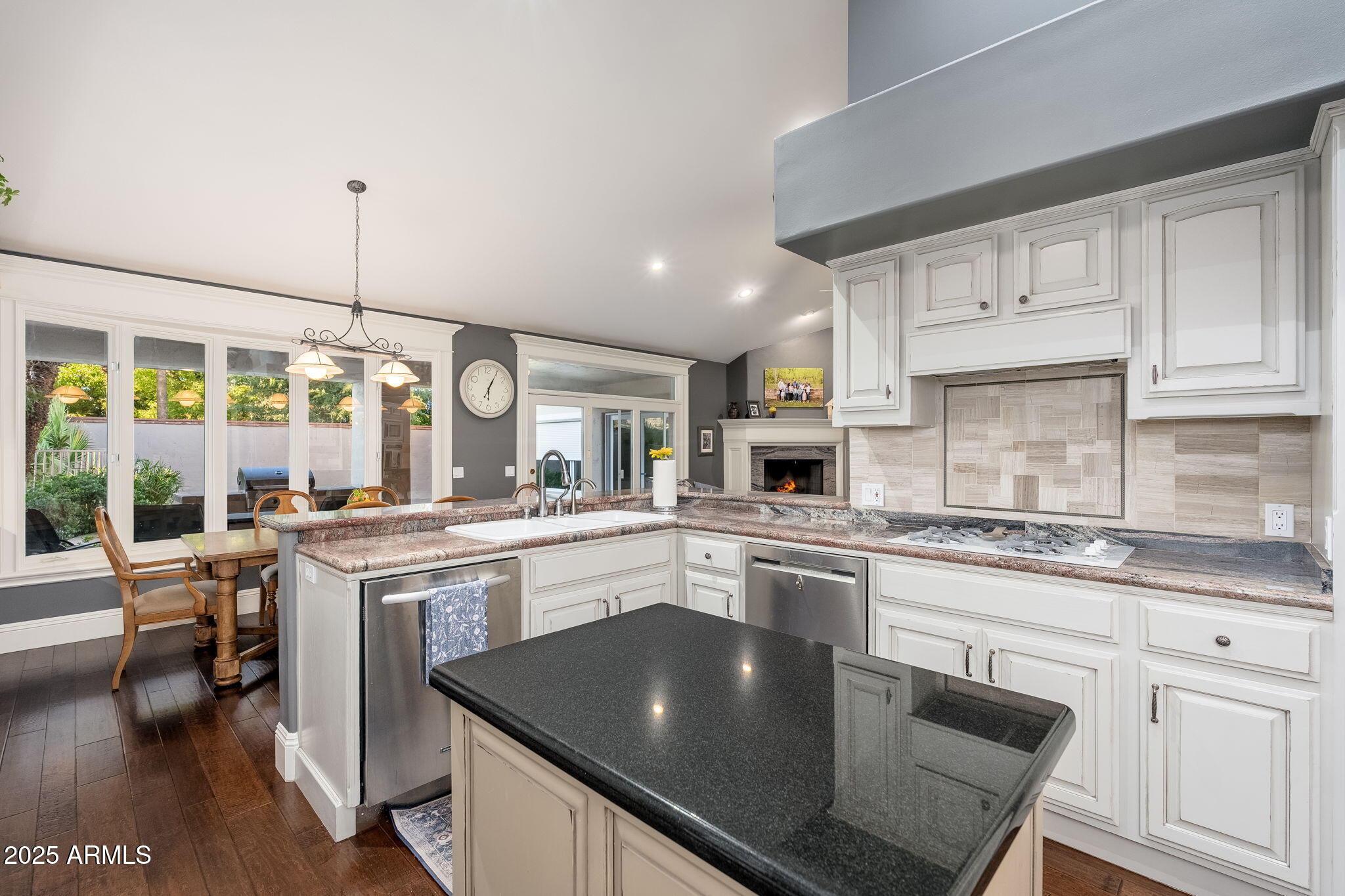 700 North Dobson Road, Unit 16 Chandler, AZ 85224 - Photo 19 of 94 Kitchen 3