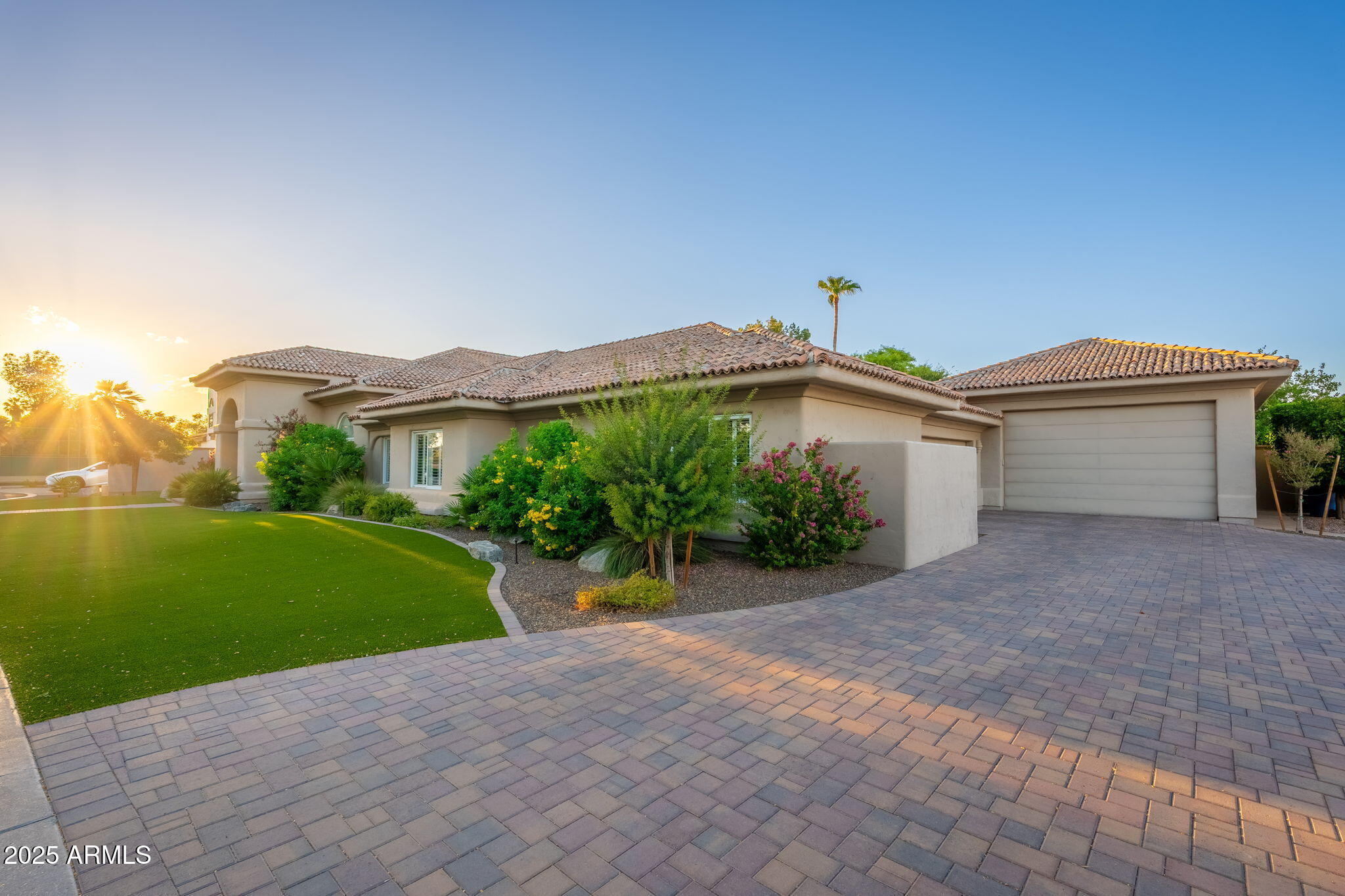700 North Dobson Road, Unit 16 Chandler, AZ 85224 - Photo 4 of 94 Front 4