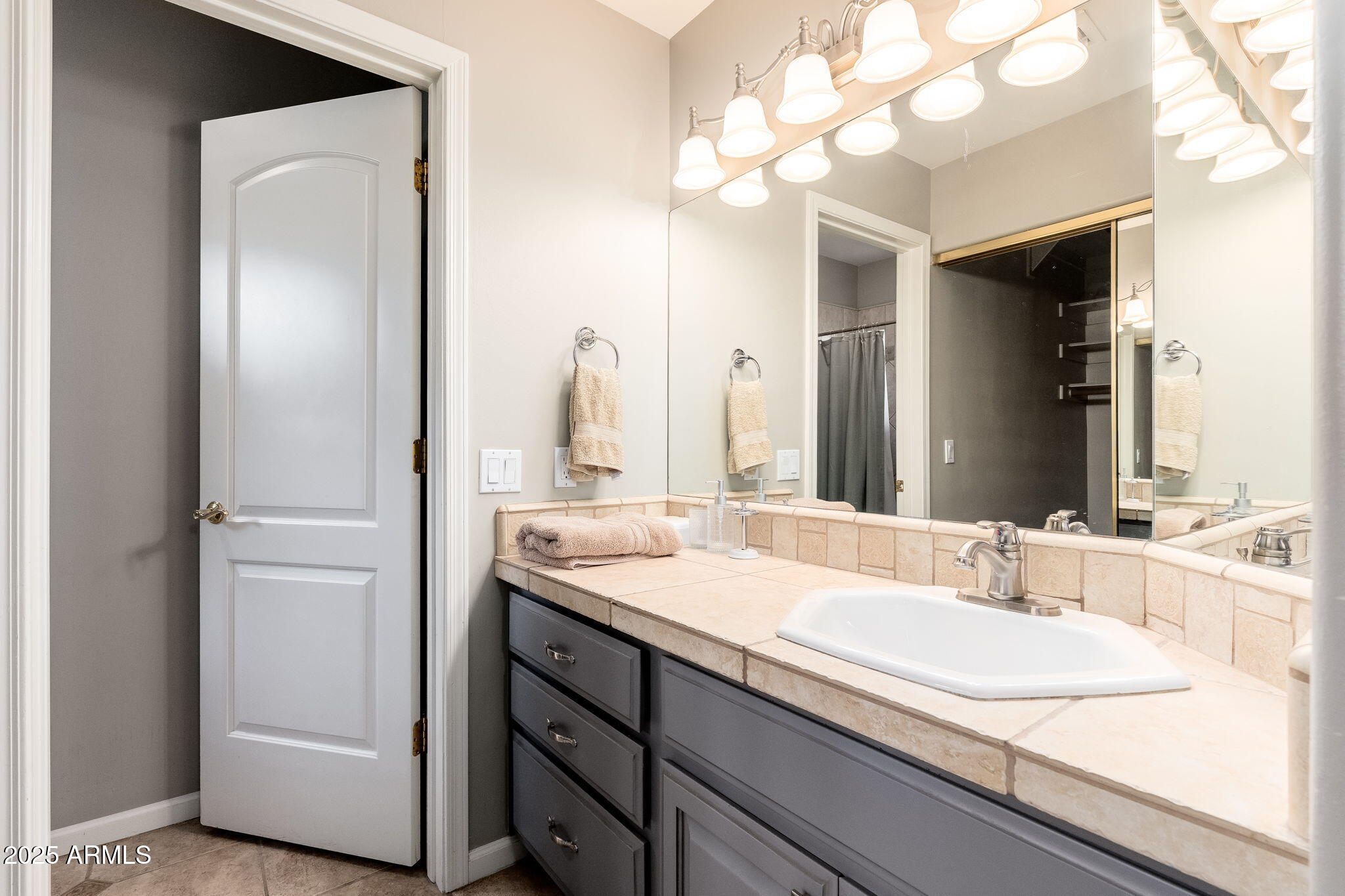 700 North Dobson Road, Unit 16 Chandler, AZ 85224 - Photo 45 of 94 Bath