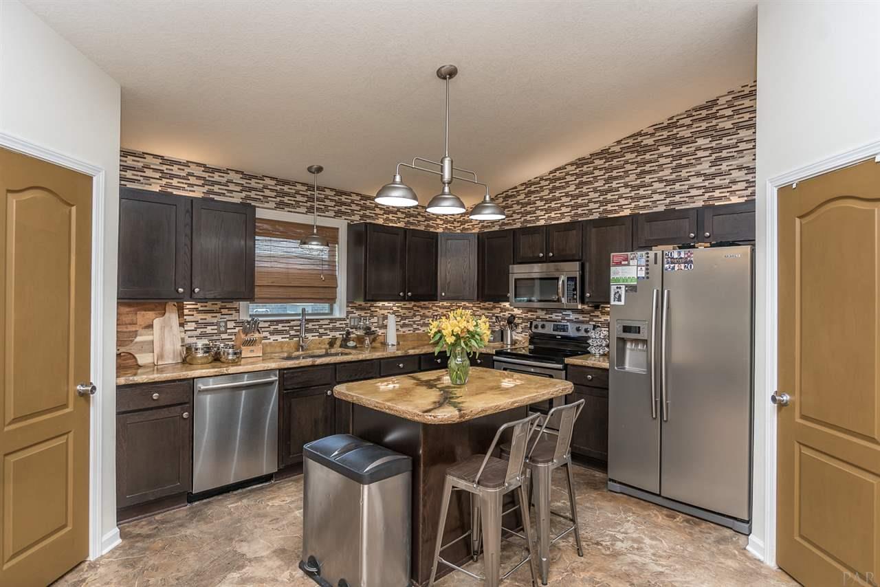 2149 Liberty Loop Road Cantonment, FL 32533 - Photo 6 of 17 Gallery Image 6