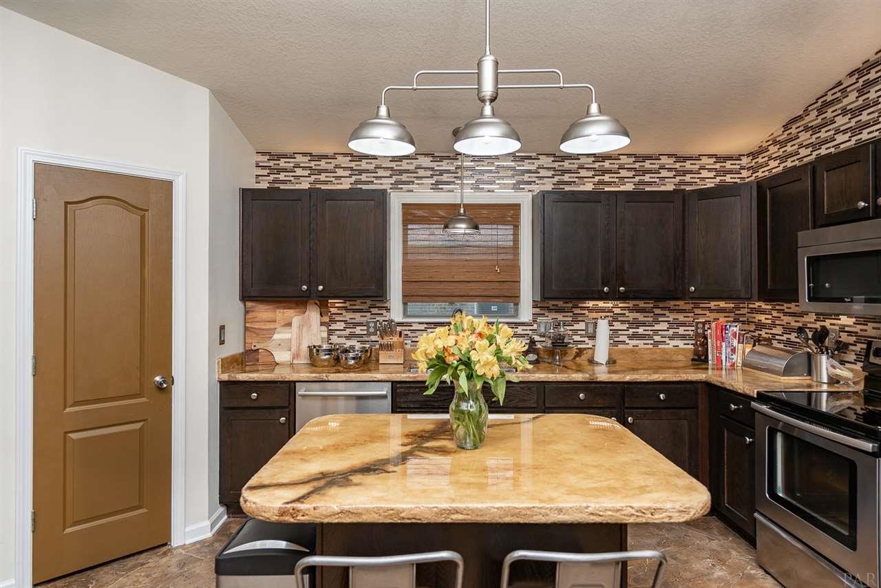 2149 Liberty Loop Road Cantonment, FL 32533 - Photo 8 of 17 Gallery Image 8