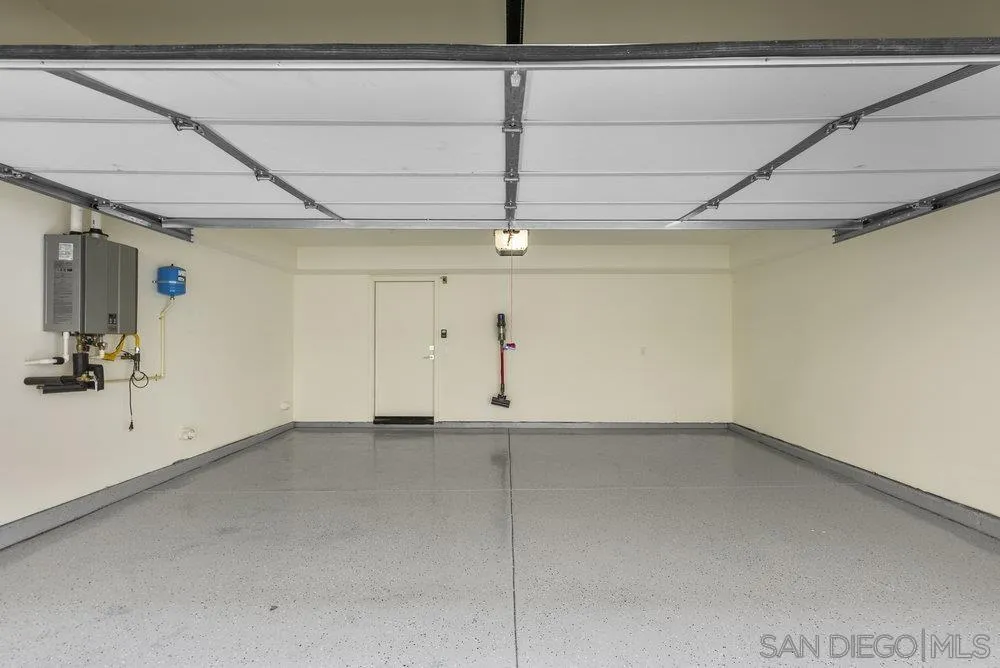 8180 Golden Avenue Lemon Grove, CA 91945 - Photo 34 of 48 a view of an empty room