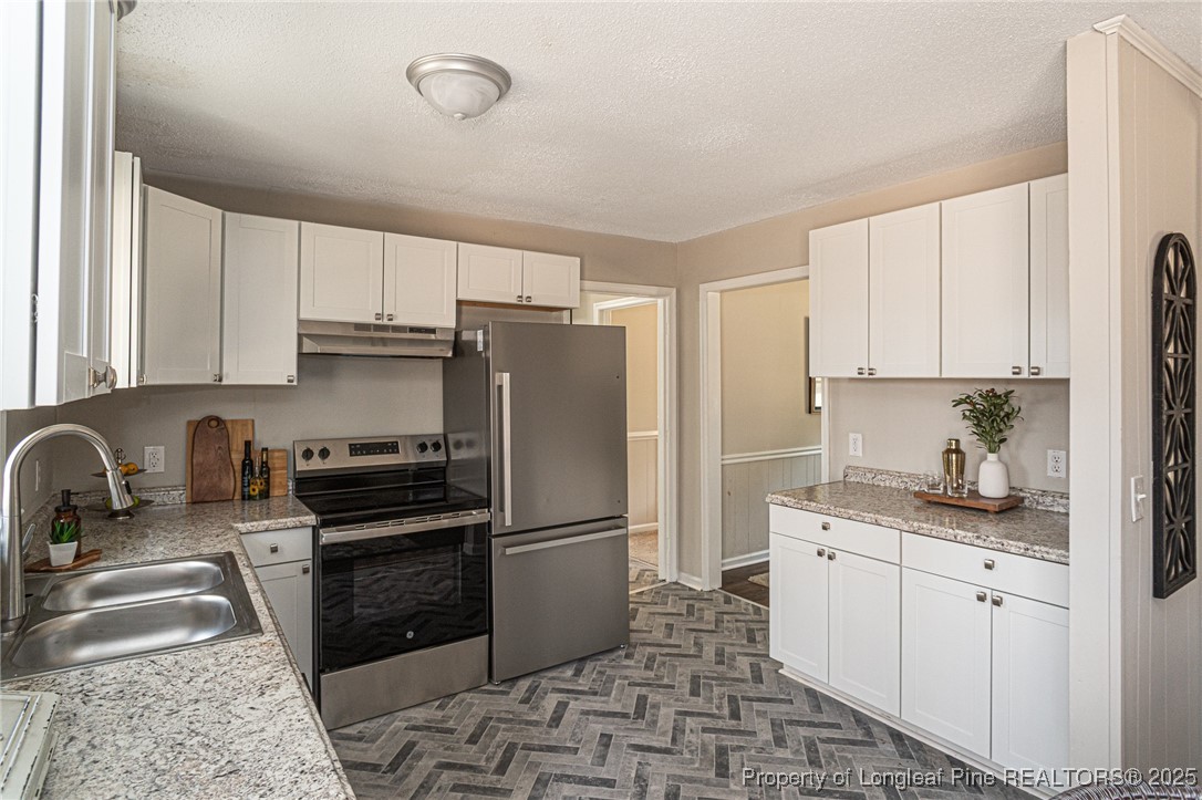 270 Storey Acres Road Spring Lake, NC 28390 - Photo 10 of 40