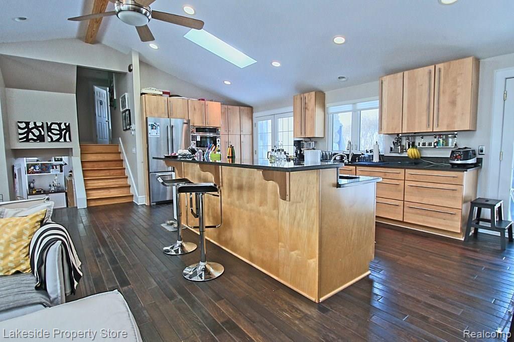 1672 Mark Hopkins Road Bloomfield Hills, MI 48302 - Photo 4 of 35 3.jpg
