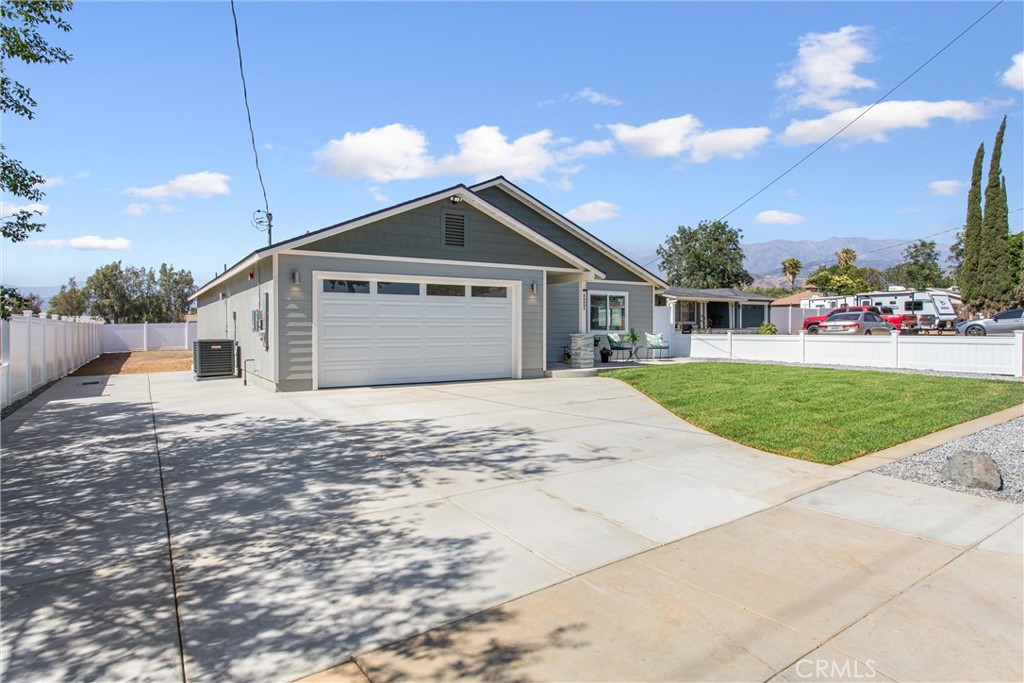 34834 County Line Road Yucaipa, CA 92399 - Photo 3 of 35