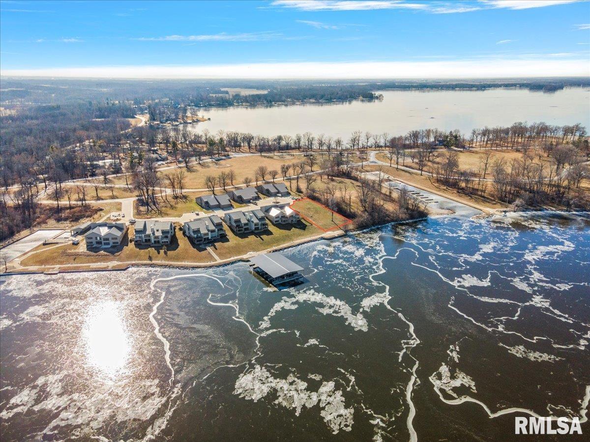 301-303 Harbor Point Place Springfield, IL 62712 - Photo 9 of 15 Gallery Image 9