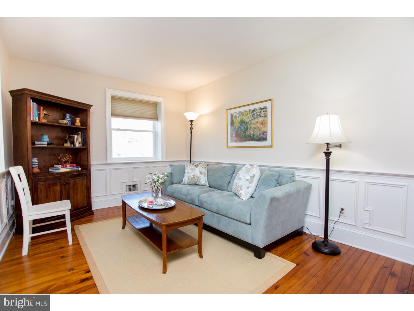 137 Edison Furlong Road Doylestown, PA 18901 - Photo 6 of 25 Living Room