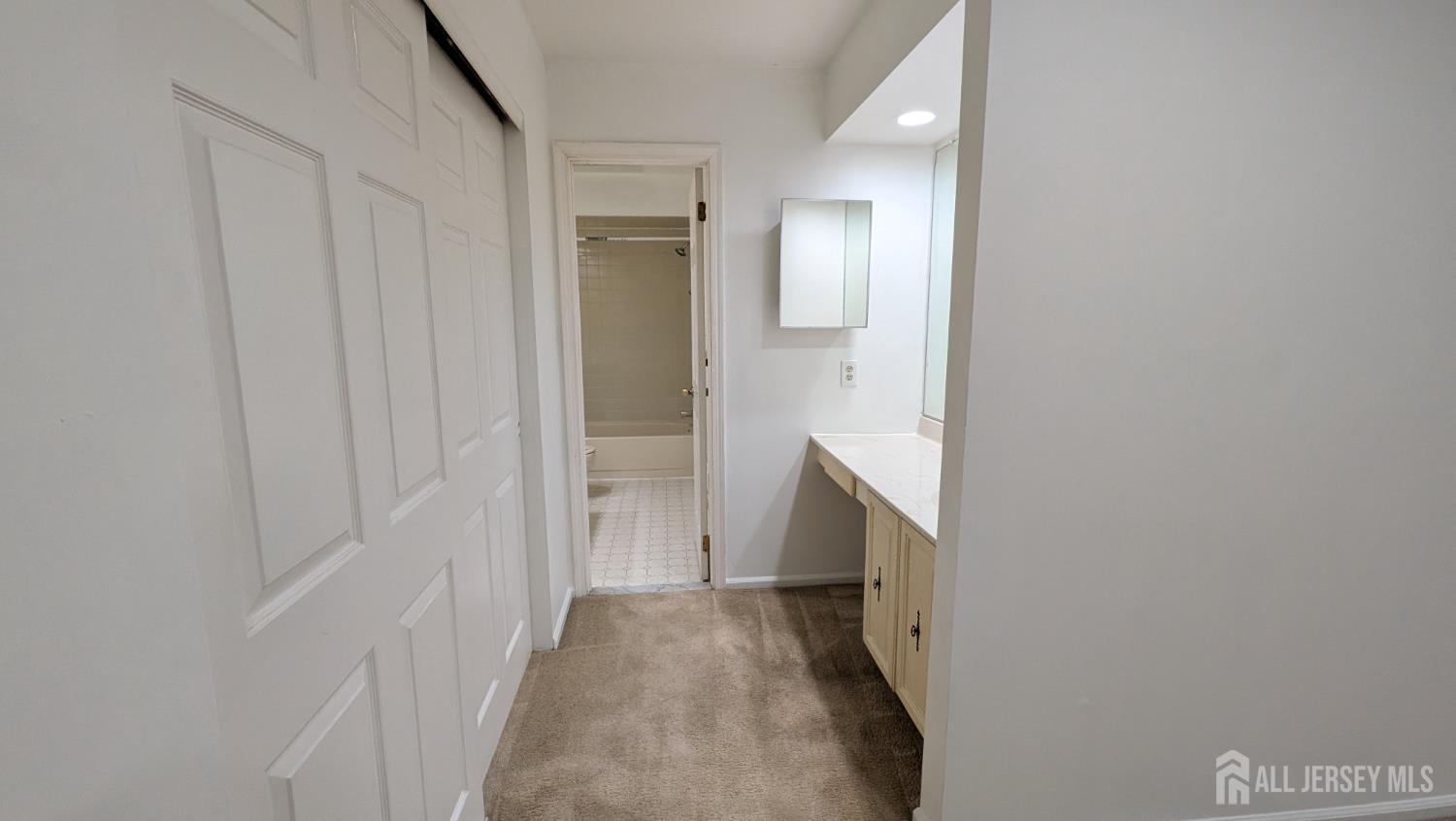 2103 Timber Oaks Road Edison, NJ 08820 - Photo 11 of 14 a view of hallway with wooden floor