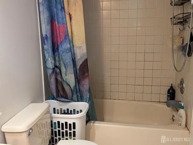 $2,750 | 2103 Timber Oaks Road, Edison, NJ 08820