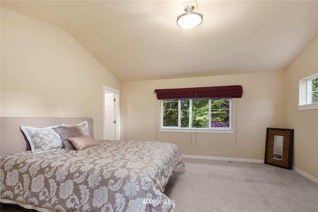 3518 232nd Street Southeast Bothell, WA 98021 - Photo 14 of 25